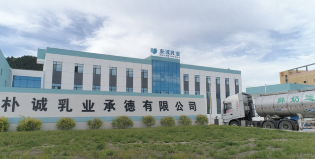 智能制造新標桿 探秘陽光能源智慧工廠，解鎖控股公司高效服務新范式